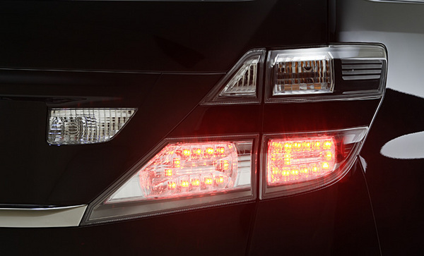 AFFECTION ヴェルファイア 20系 前期 Zグレード DESIRE ピーク・4灯ブレーキランプキット