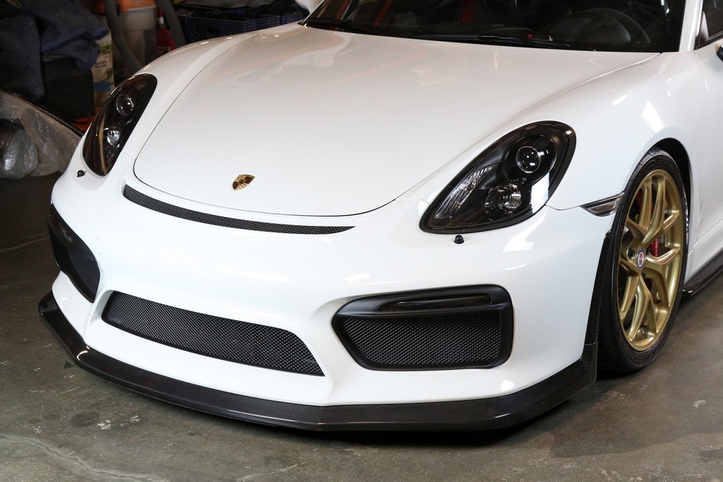 ANYS INTERNATIONAL PORSCHE Cayman GT4 by APR Performance カーボン3pcフロントスプリッター