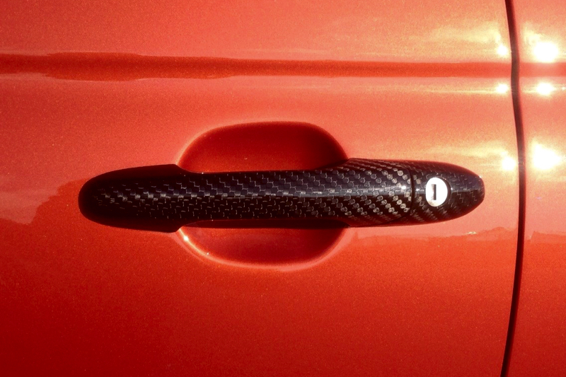 ANYS INTERNATIONAL ABARTH 500 by KOSHI Carbon Solutions カーボン ドアハンドル