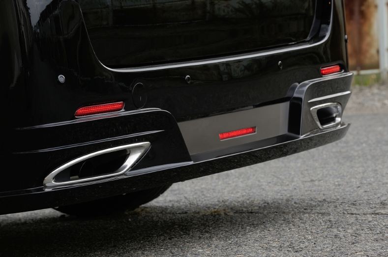 ARMATURA ヴェルファイア 20 ARMATURA マフラーカッター (塗り分け)