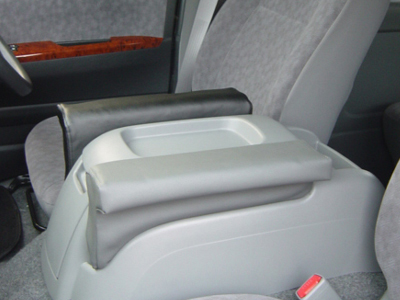 AVANZARE ハイエース 200系 ワイドボディ GL/DX アームレスト 1個