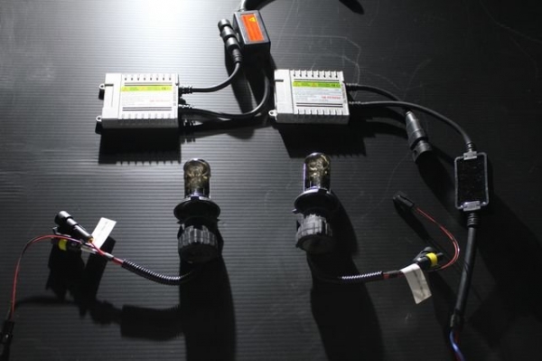 Body Line NV350キャラバン BR5-1 ヘッドライト