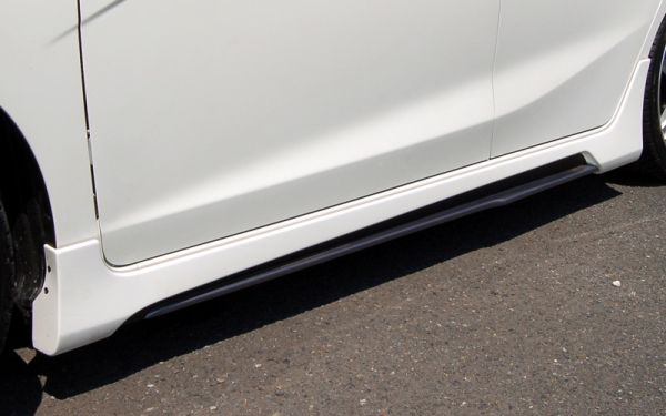 BLESS フィット GK3-6 サイドステップ FRP製 メーカー塗装済