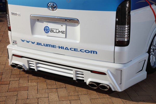 BLUME ハイエース 200系 ワイドボディ リアバンパー