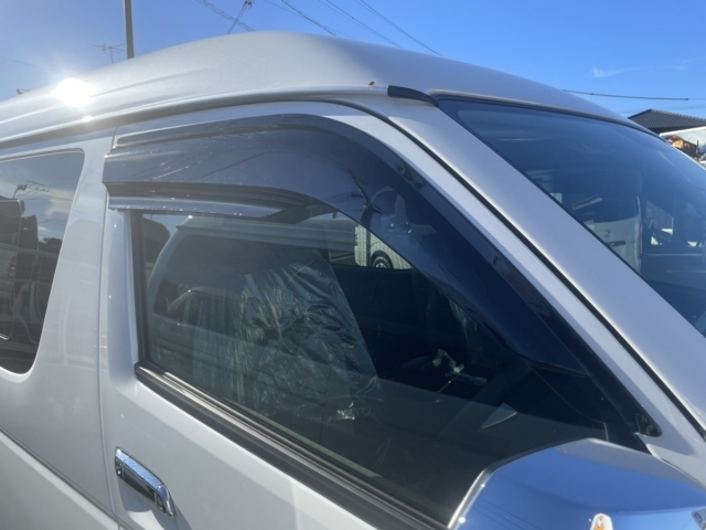 BLUME ハイエース 200系 BLUME 3D エアロバイザー