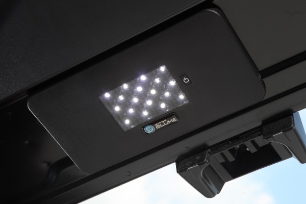 BLUME ハイエース 200系 増設LEDランプ