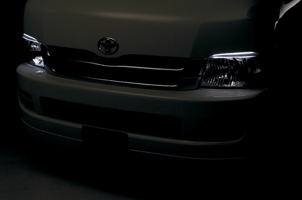 BOXY STYLE ハイエース 200系 1/2型 標準ボディ クリスタルアイ