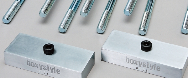 BOXY STYLE ハイエース 200系 標準ボディ ロアリングキット レザー刻印入り