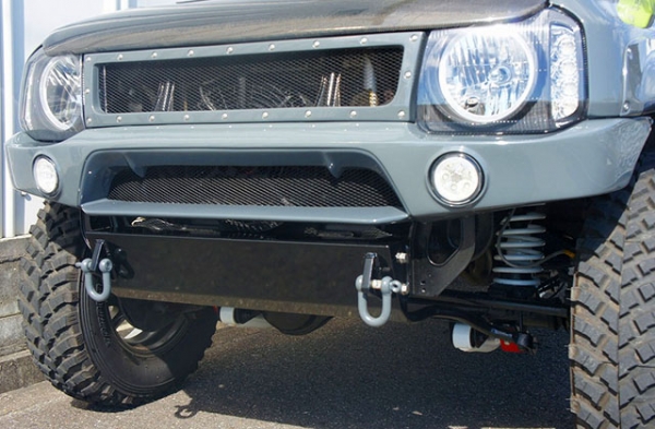 CARSTYLE ジムニーシエラ JB43 CSTフロントバンパー FRP製 黒ゲル仕上げ