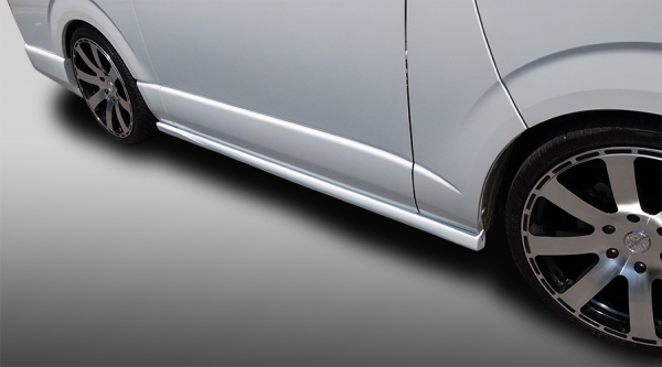 craftech ハイエース 200系 標準ボディ 3型 (H22.7-) サイドステップ FRP製