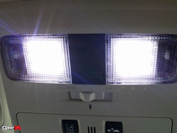 CyberR レヴォーグ VM# アイサイト搭載車専用 LEDフロントマップランプ＆LEDセンターランプセット　