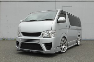 essex  ハイエース 200系 標準ボディ プログレス 3点セット FRP製 黒ゲルコート