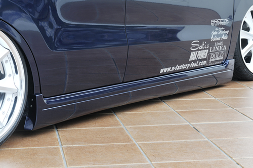 FEEL WAGON-R STINGRAY MH23S (X/T/TS) サイドスカート