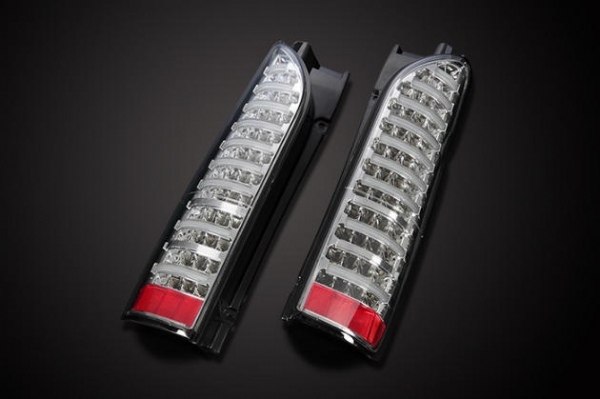 FLEDERMAUS ハイエース 200系 標準ボディ 4型 テールレンズ 左右セット