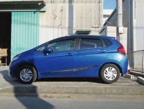 H-STYLE フィット GK3/4/5/6 グレード：13G/15XL/ハイブリッド/RS サイドメッキガーニッシュ メーカーメッキ