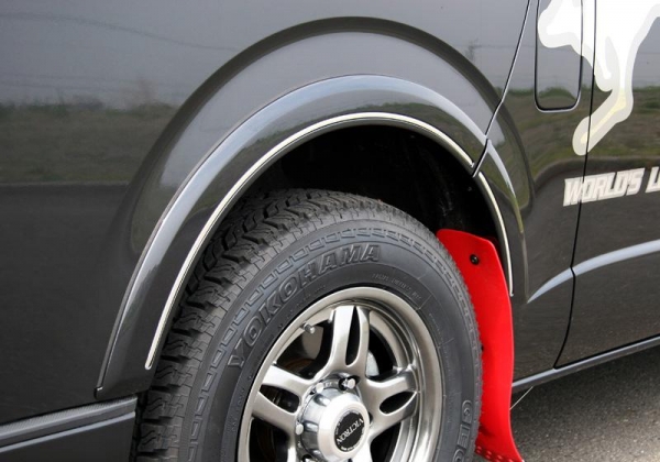 JAOS ハイエース 200系 ワイド 04.08- JAOS オーバーフェンダー （エンドモール・ブラック） 未塗装