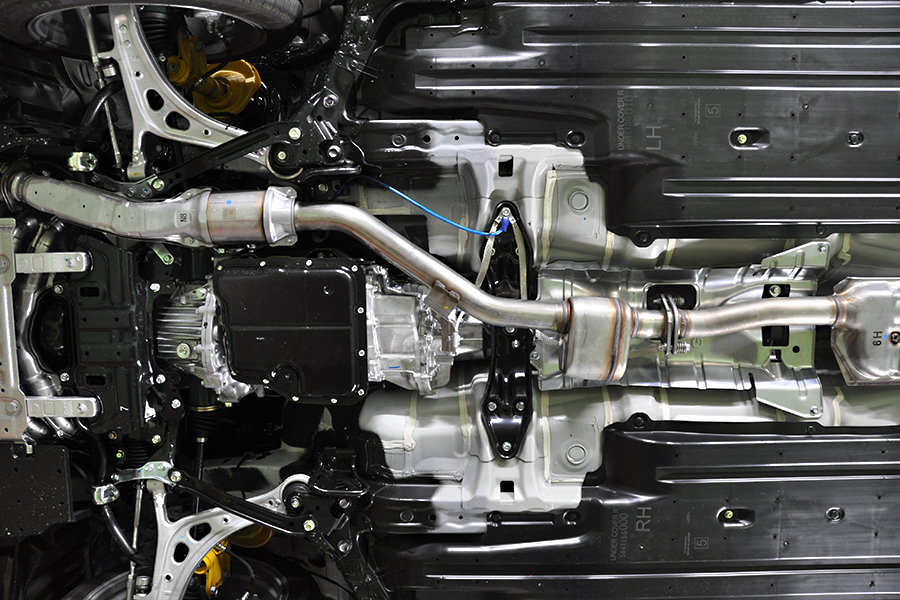 LIBERAL レヴォーグ VM エキゾーストアースキット