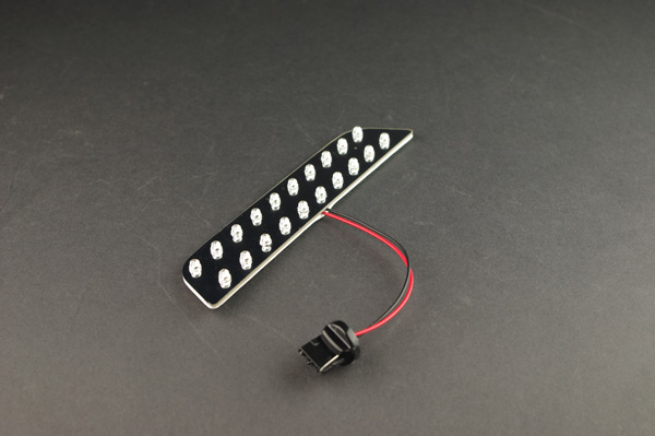 LEON NBOX/NBOXカスタム JF1/2 LEDハイマウントストップランプ バージョン１