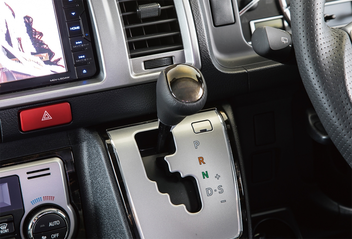 LEGANCE ハイエース 200系 1型～4型後期 マホガニーシフトノブ