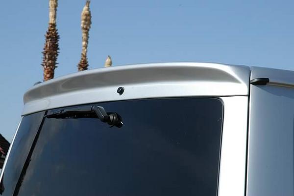 LUNATIC EMOTION ハイエース 200系 ダックテールカウル