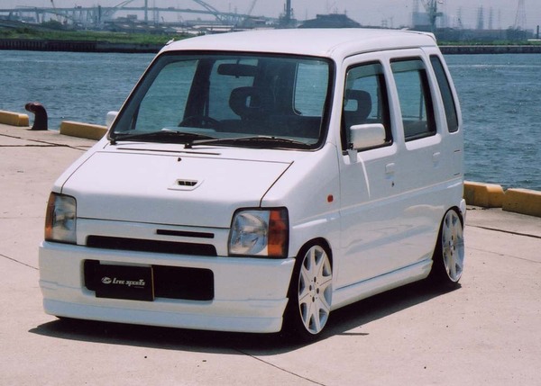 LIVE SPORTS ワゴンR CT ボンネットスポイラー