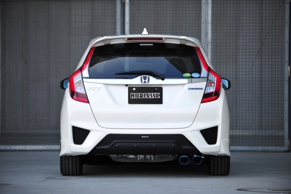 NOBLESSE フィット ハイブリッド GP5 2WD ノブレッセマフラー