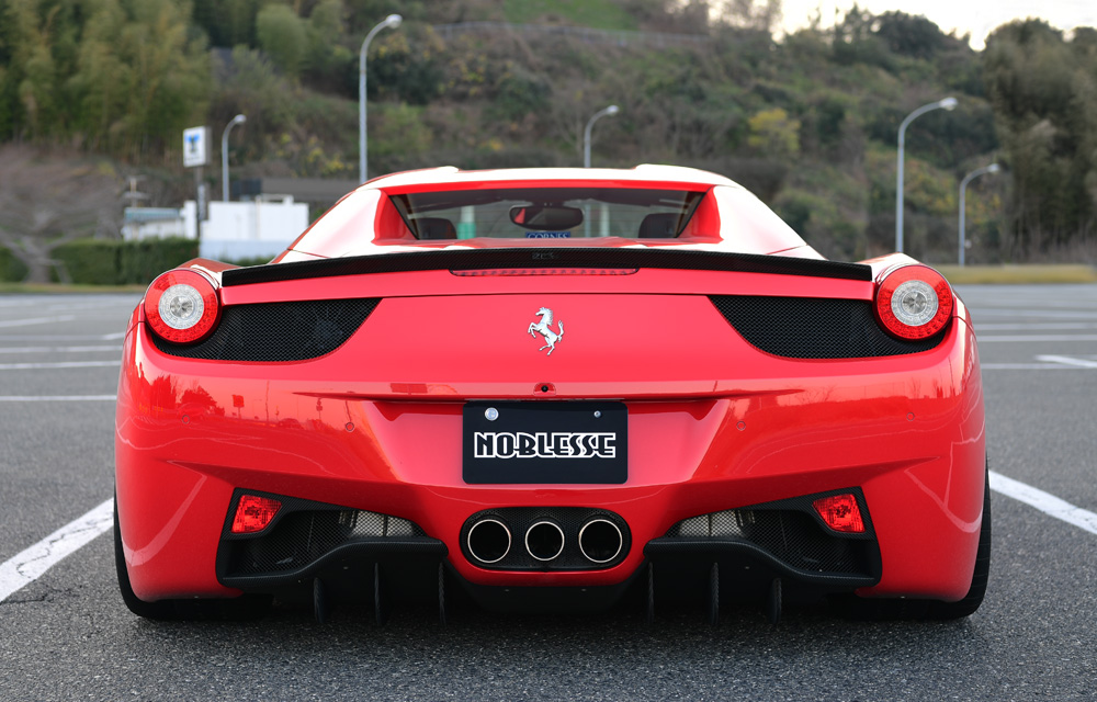 NOBLESSE Ferrari 458 リアトランクスポイラー（カーボン製）