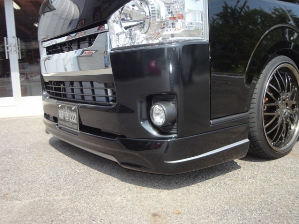 Okada Enterprise ハイエース 200系 標準ボディ 4型 フロントハーフ