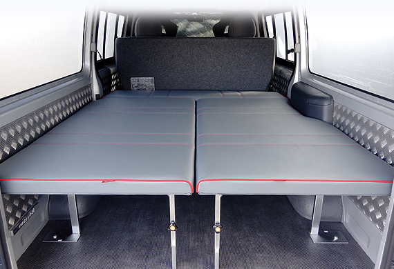 OVERTECH ハイエース 200系 オリジナル車中泊 ベッドキット