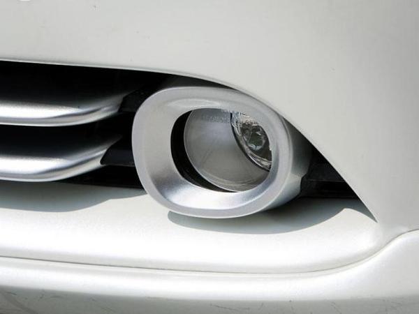 SCHTELT JAPAN エスティマ (ACR50) フォグランプカバー(シャイニングシルバー)