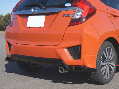 SEEKER フィット GK5 前期 グレード：RS リアアンダースポイラー