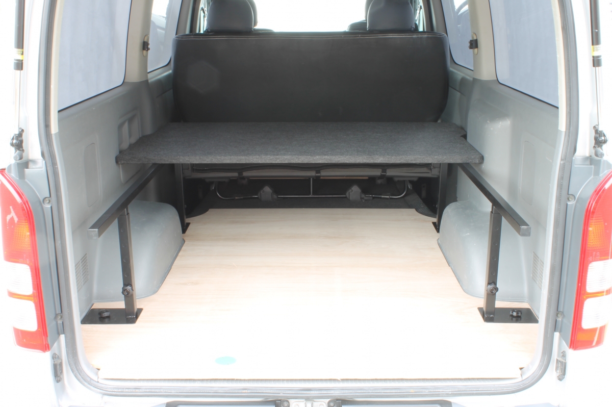 Shokusya.com NV350キャラバン 標準ボディ DX 車中泊 ベッドキット(ブラックレザー)
