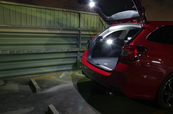 SHINING SPEED レヴォーグ VM LEDカスタムラゲッジランプ