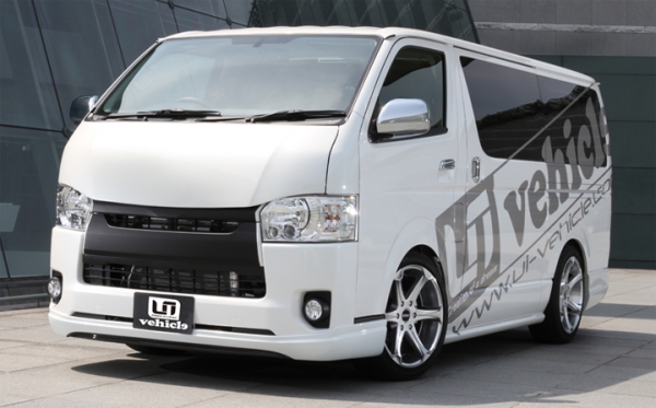 UI Vehicle ハイエース 200系 4型 標準ボディ Forbito フロントリップスポイラー+カーボンアーチパネルセット メーカー塗装済品
