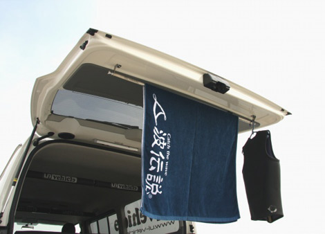 UI Vehicle ハイエース 200系 標準ボディ リアゲート用 ハンガーレール