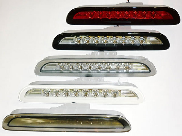 WORLD ハイエース 200系 標準ボディ 1-3型 前期 LEDハイマウントストップランプ