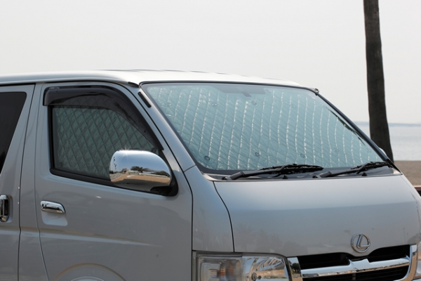 WORLD ハイエース 200系 標準ボディ ブラインドシェード