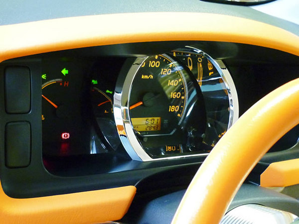 WORLD ハイエース 200系 標準ボディ メッキメーターリング